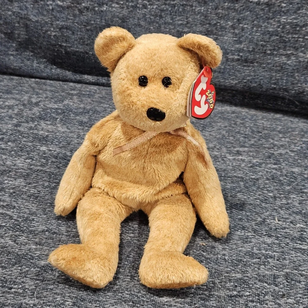 NEW VTG Cashew TY Beanie Baby Soft Gold Tan Teddy Bear Birthday‎ April 22 2000